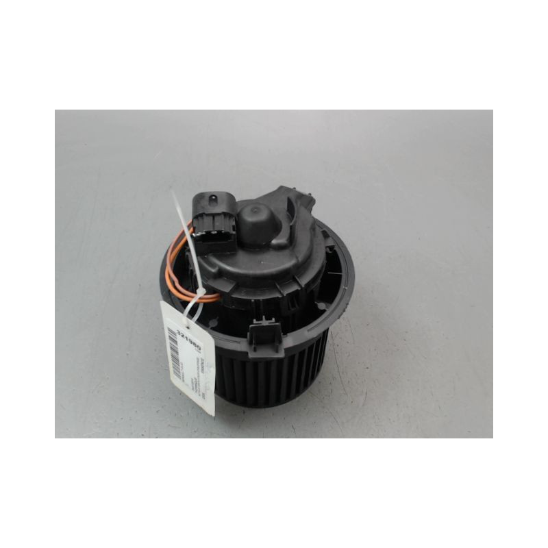 MOTEUR VENTILATEUR CHAUFFAGE RENAULT CLIO IV Phase 1 2012-...