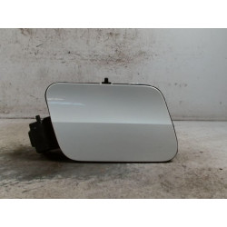 VOLET DE TRAPPE CARBURANT