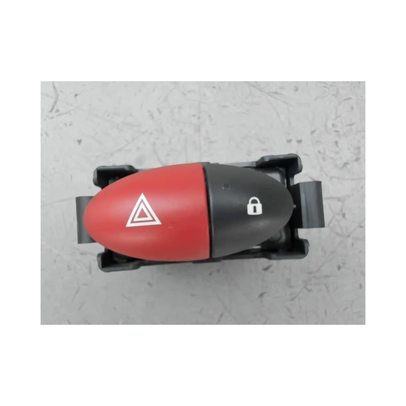 BOUTON DE WARNING RENAULT TWINGO
