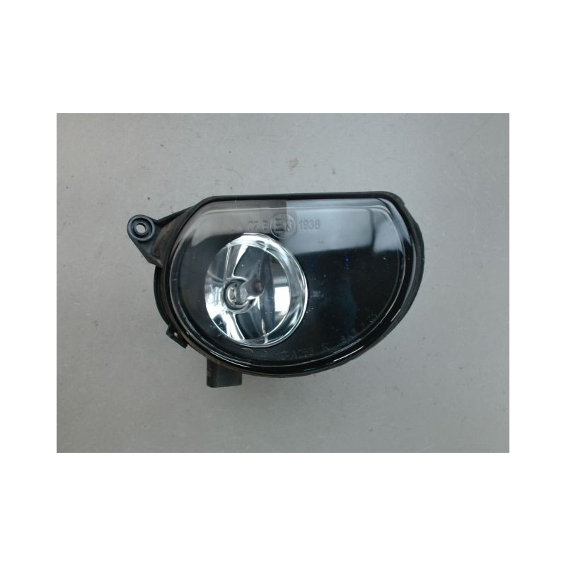 PHARE ANTIBROUILLARD AVANT DROIT AUDI A3