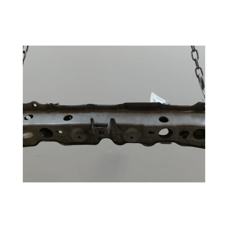 TRAVERSE SUPERIEURE ARMATURE AVANT TOYOTA YARIS 2005-