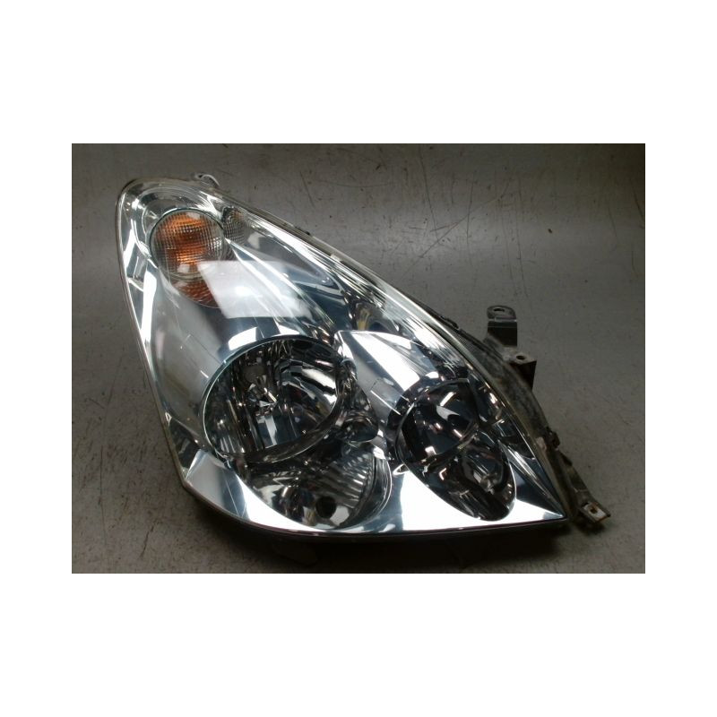 PHARE DROIT TOYOTA COROLLA VERSO 2004-2007