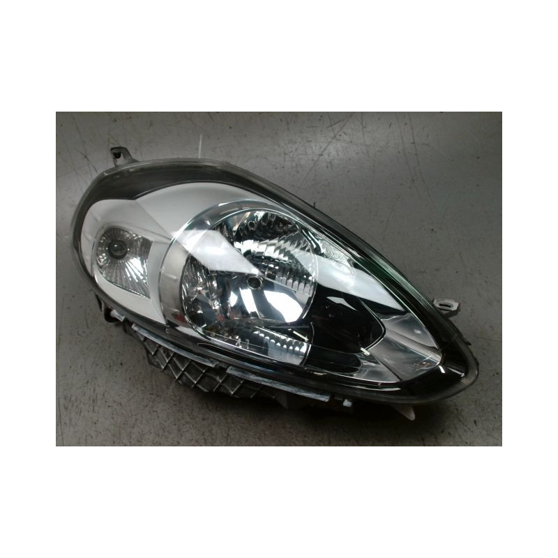 PHARE DROIT FIAT PUNTO