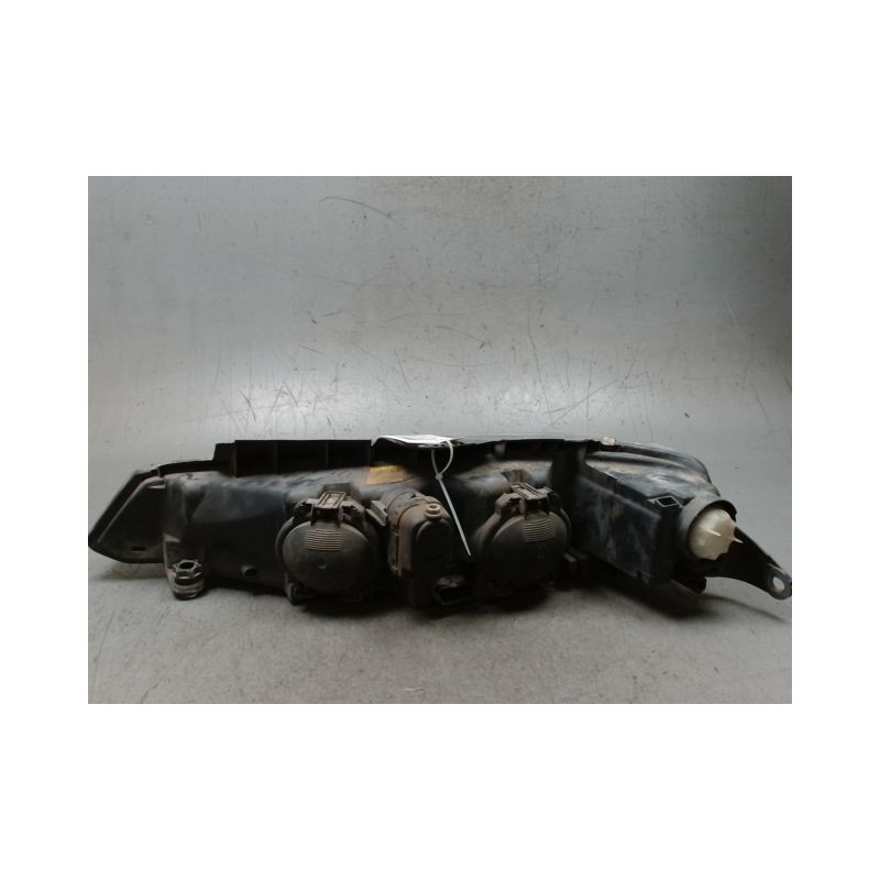 PHARE DROIT PEUGEOT 406 99-04