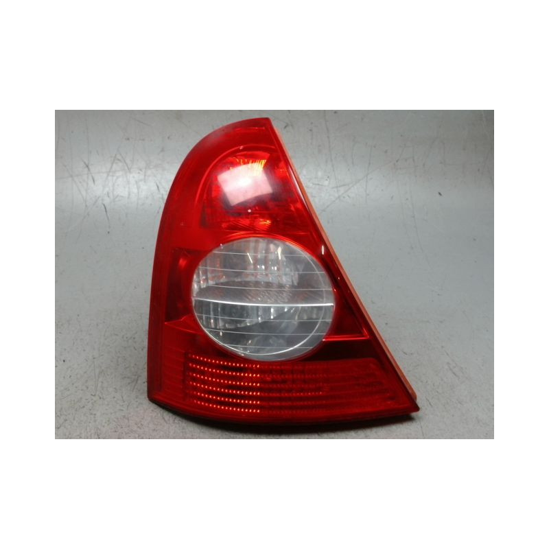 FEU ARRIERE GAUCHE  RENAULT CLIO II PH.2 01-06