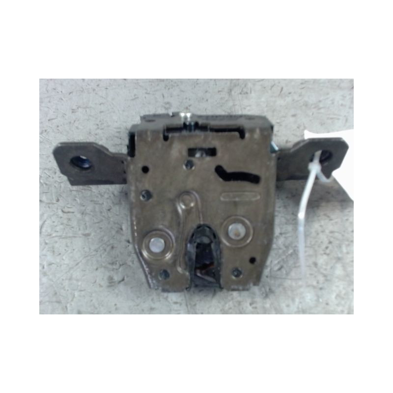 SERRURE HAYON  OPEL ZAFIRA 2006-