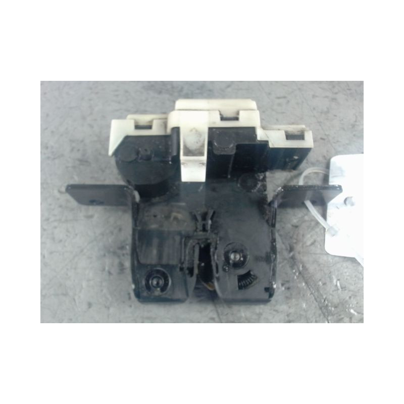 SERRURE HAYON  RENAULT SCENIC II PH1 02-06