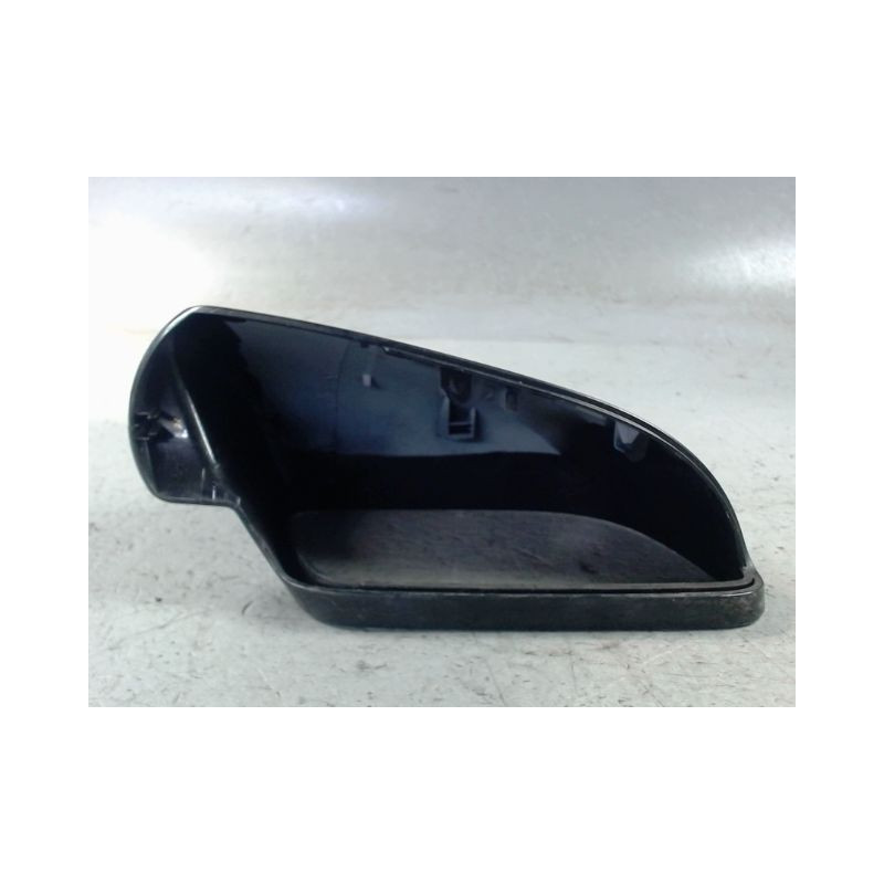 CARENAGE RETROVISEUR EXTERIEUR GAUCHE VOLKSWAGEN POLO 99-2001