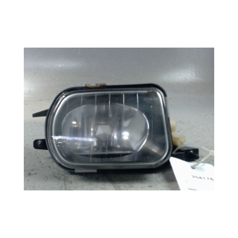PHARE ANTIBROUILLARD AVANT GAUCHE MERCEDES CLASSE C 2004-