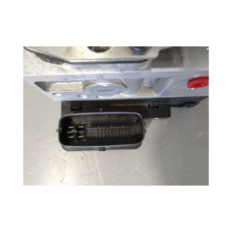 UNITE HYDRAULIQUE ABS TOYOTA PRIUS