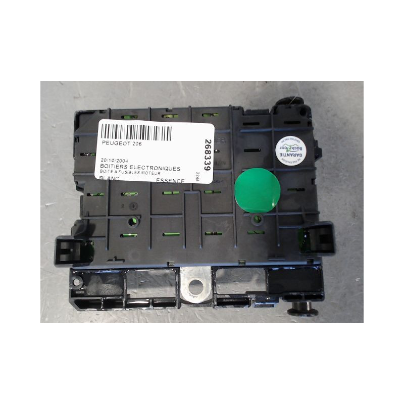 BOITE A FUSIBLES PEUGEOT 206
