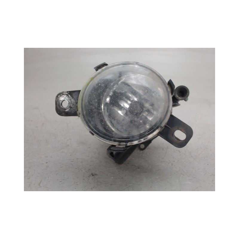 PHARE ANTIBROUILLARD AVANT DROIT OPEL CORSA
