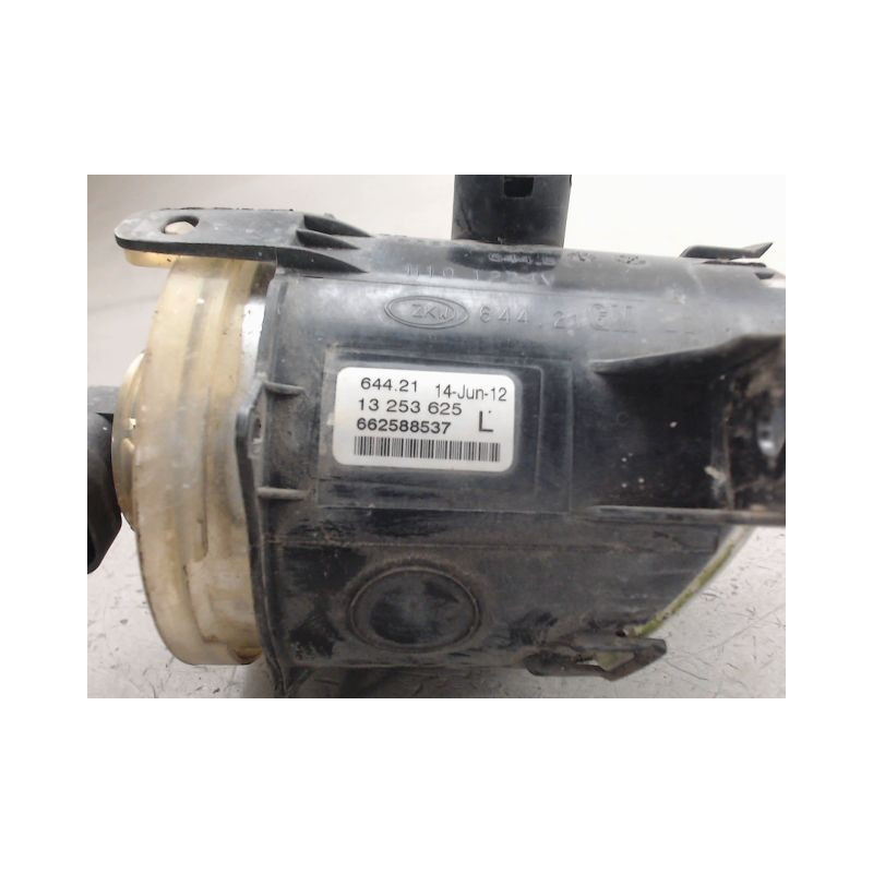 PHARE ANTIBROUILLARD AVANT GAUCHE OPEL CORSA