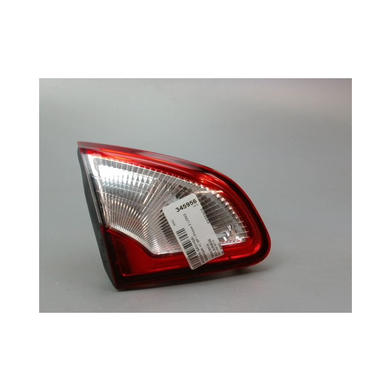 FEU ARRIERE INTERIEUR GAUCHE NISSAN QASHQAI +2 I Phase 2 LONG 2010-2014