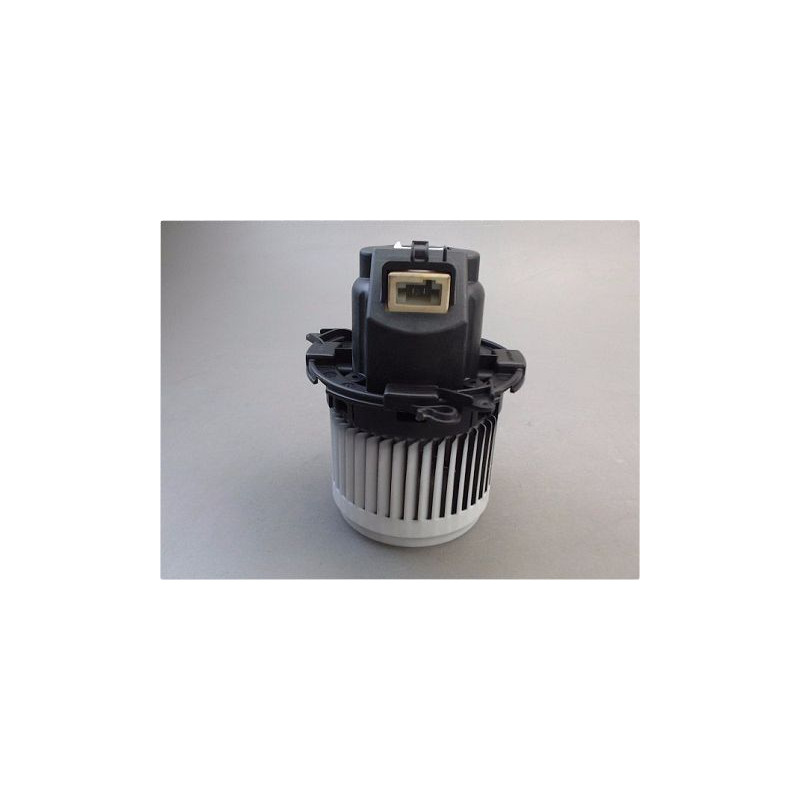 MOTEUR VENTILATEUR CHAUFFAGE DACIA LODGY