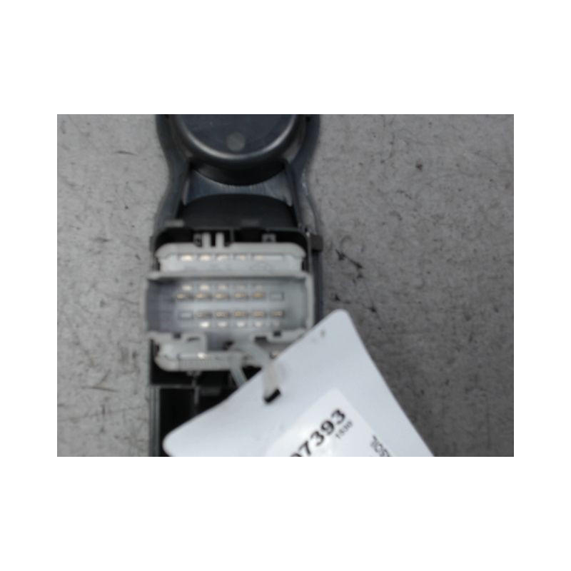 COMMANDE LEVE-GLACE PORTE AVG RENAULT MODUS LONGUE 2008-