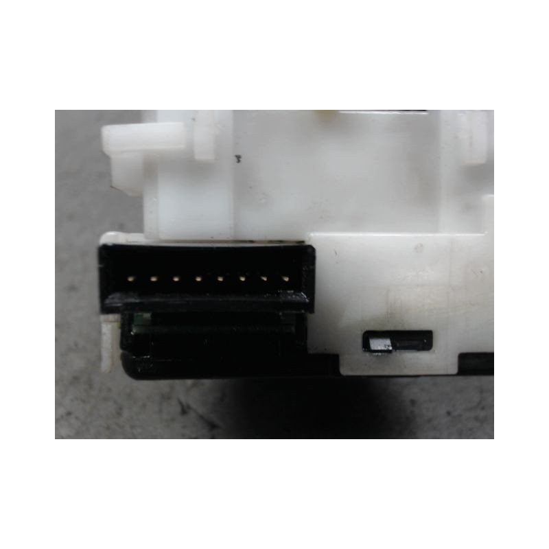 COMMANDE CLIGNOTANT NISSAN QHASQAI 2007-