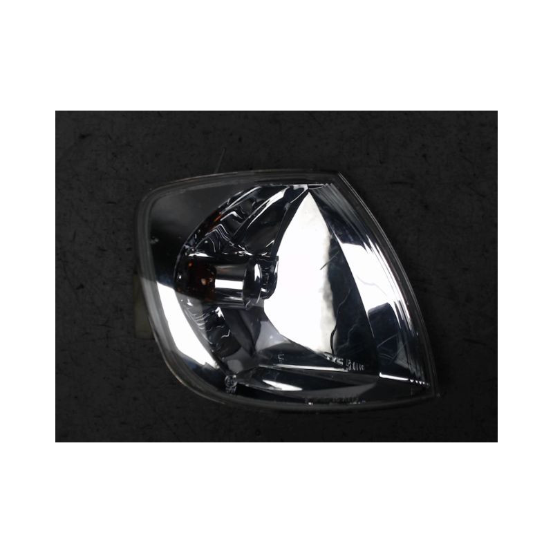 CLIGNOTANT DROIT VOLKSWAGEN POLO 99-2001