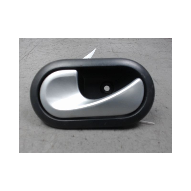 POIGNEE INTERIEURE PORTE AVANT GAUCHE DACIA SANDERO 2008-