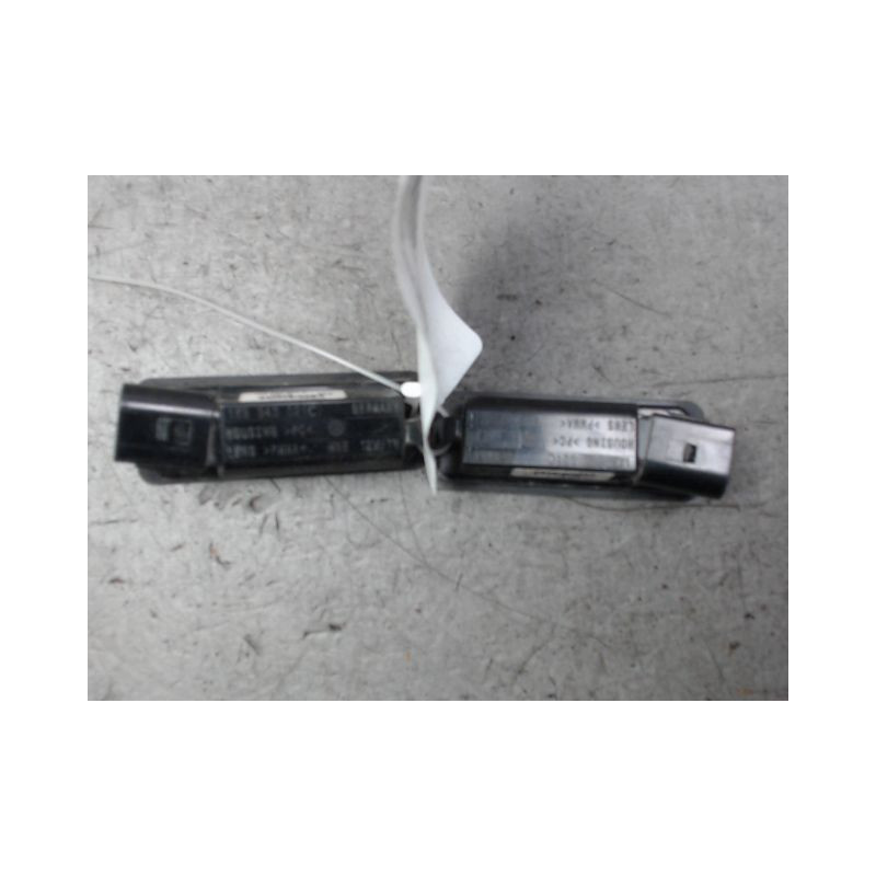 ECLAIREUR PLAQUE DE POLICE VOLKSWAGEN POLO 2009-