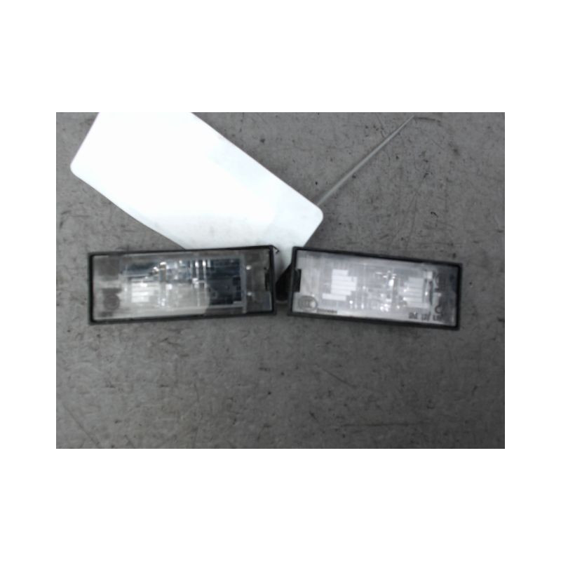 ECLAIREUR PLAQUE DE POLICE RENAULT CLIO IV 2012-