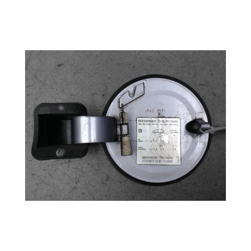 VOLET DE TRAPPE CARBURANT OPEL CORSA 03-06