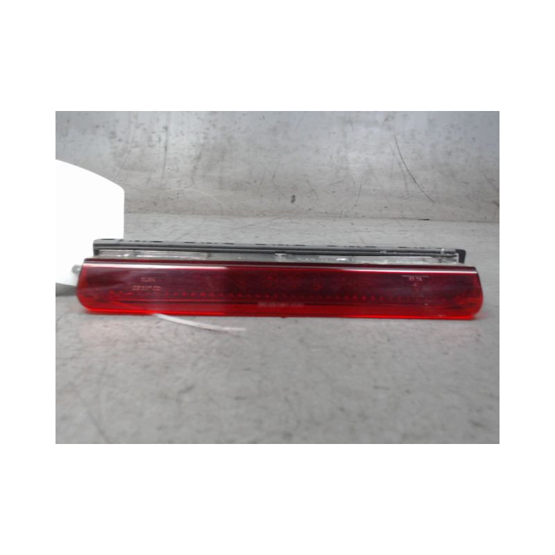 FEUX STOP SUPPLEMENTAIRE FORD KA 2008-