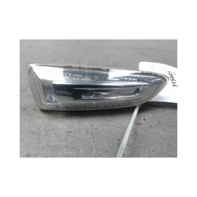 REPETITEUR AILE DROIT OPEL ZAFIRA