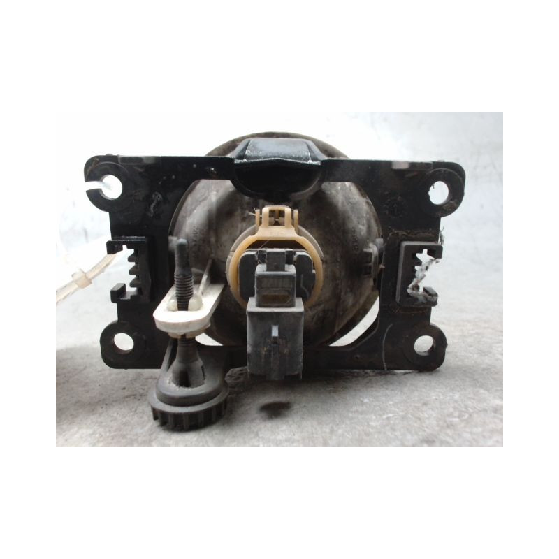 PHARE ANTIBROUILLARD AVANT DROIT PEUGEOT 5008 2009-
