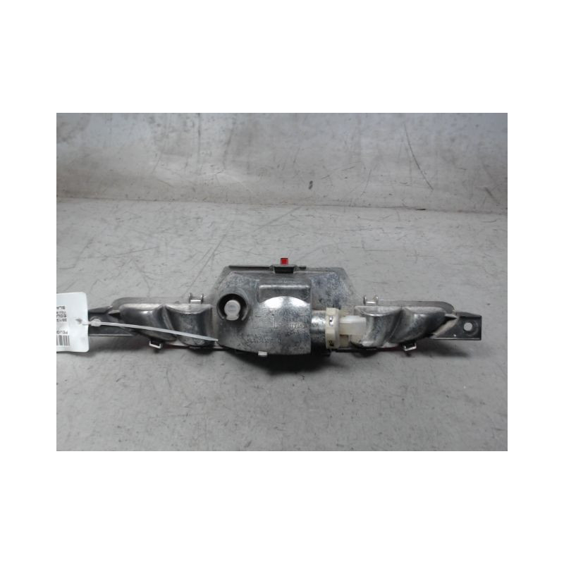 FEU BROUILLARD CENTRAL ARRIERE PEUGEOT 208