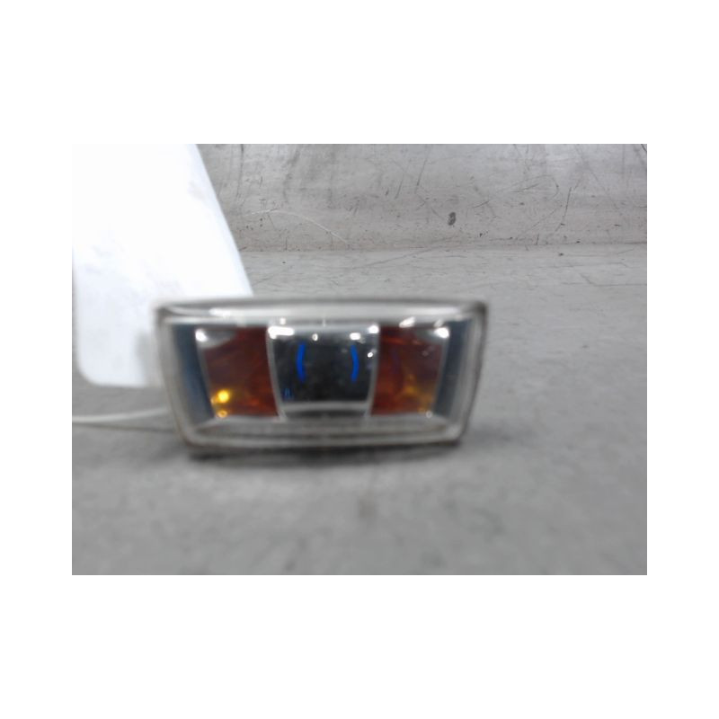 REPETITEUR AILE GAUCHE OPEL ZAFIRA 2005-