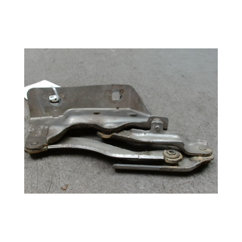COMPAS DROIT CAPOT MERCEDES CLASSE B 05-08