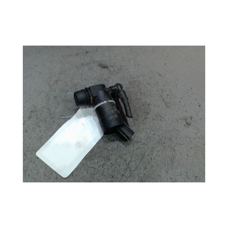 POMPE LAVE-GLACE AVANT FORD C-MAX