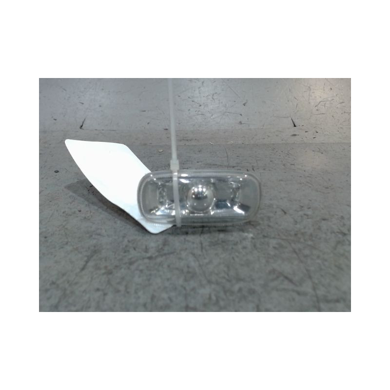 REPETITEUR AILE DROIT AUDI A3