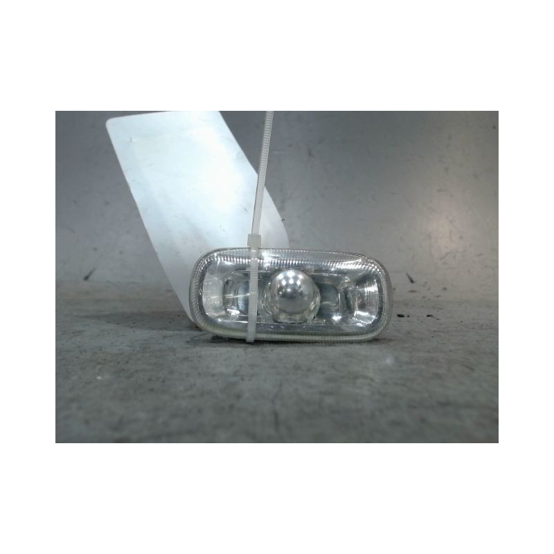 REPETITEUR AILE GAUCHE AUDI A3