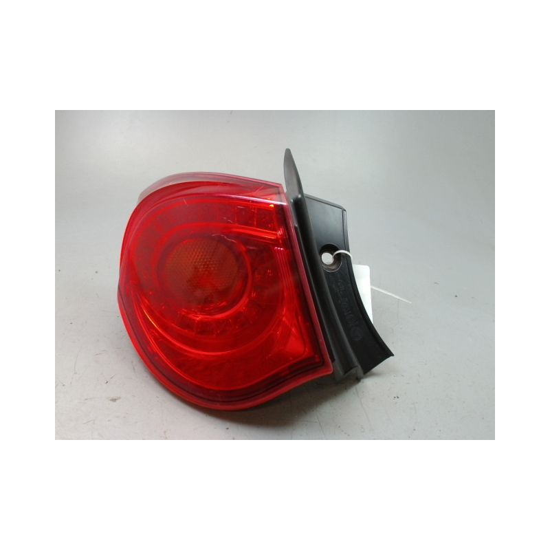 FEU ARRIERE GAUCHE  ALFA ROMEO GUILIETTA 2010-