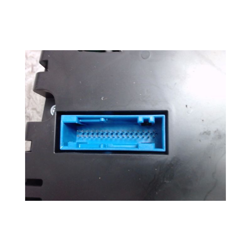BLOC COMPTEURS VOLKSWAGEN TIGUAN 2009-