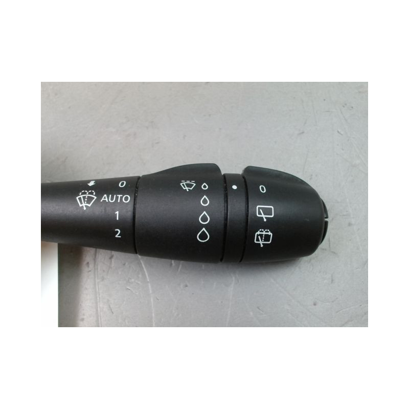 COMMANDE ESSUIE GLACE RENAULT CLIO IV Phase 1 2012-...