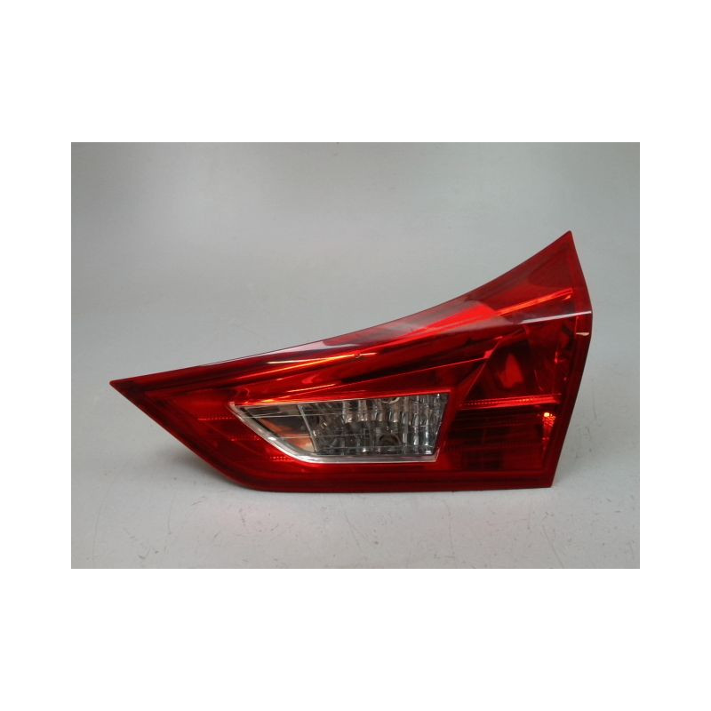 FEU ARRIERE INTERIEUR DROIT TOYOTA AURIS 2010-
