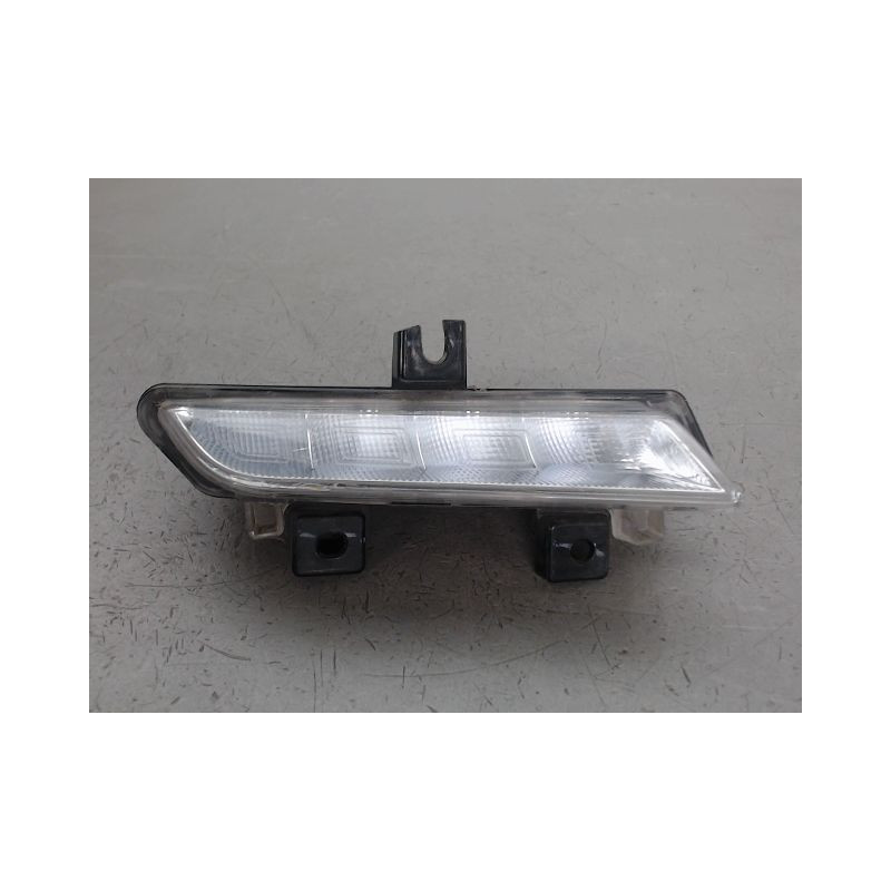 FEUX POSITION DROIT RENAULT CLIO
