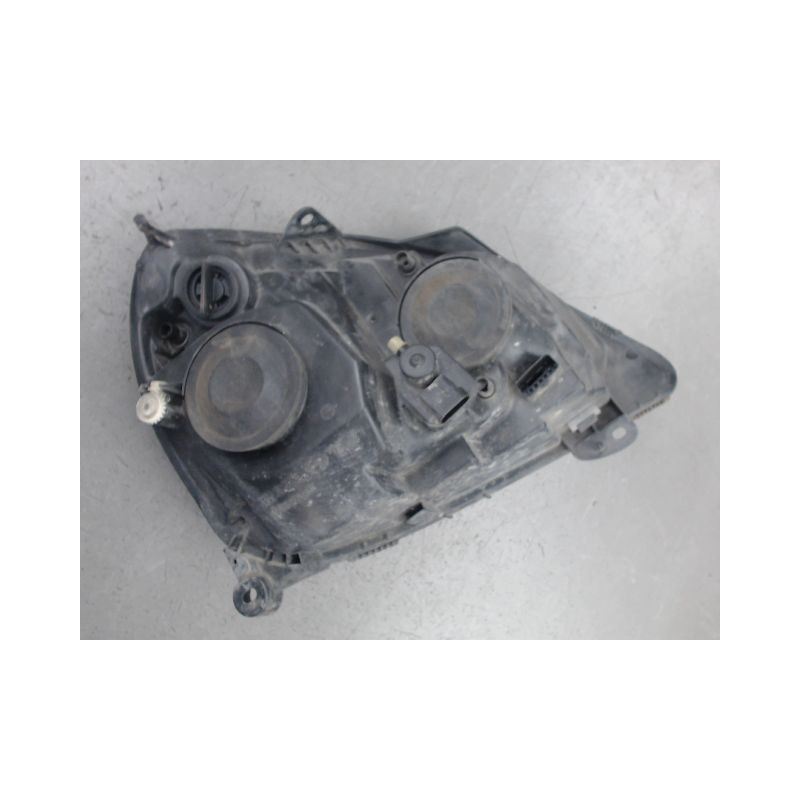 PHARE GAUCHE RENAULT CLIO