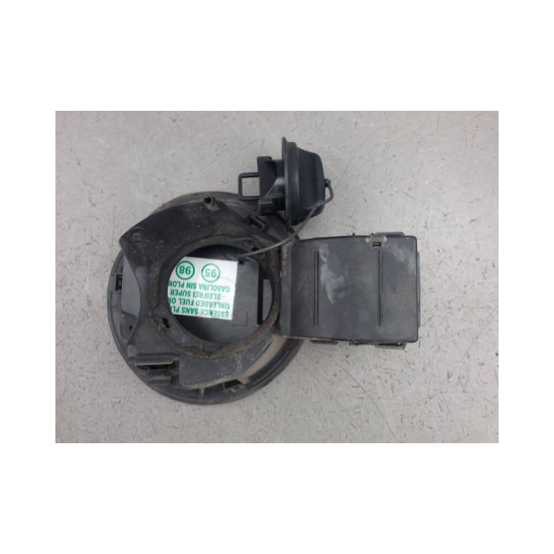 VOLET DE TRAPPE CARBURANT RENAULT CLIO