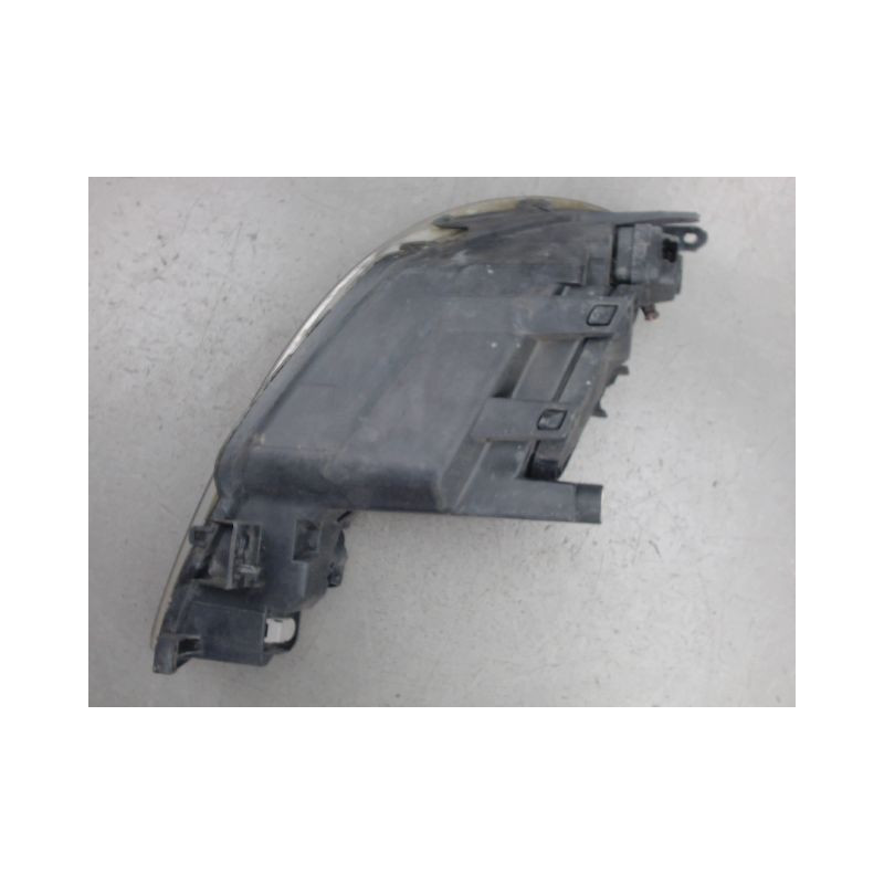 PHARE GAUCHE PEUGEOT 206