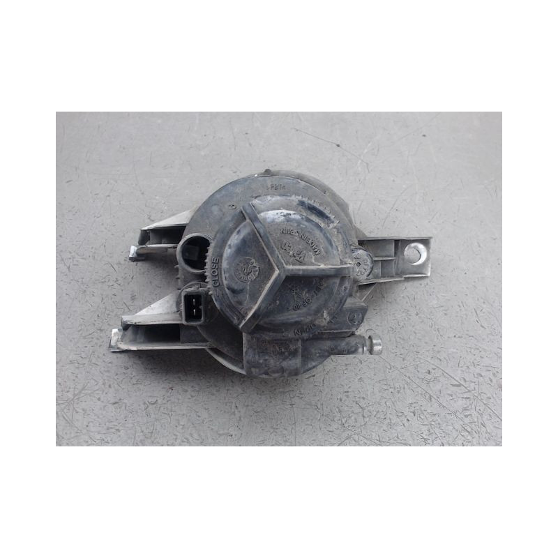 PHARE ANTIBROUILLARD AVANT GAUCHE PEUGEOT 206