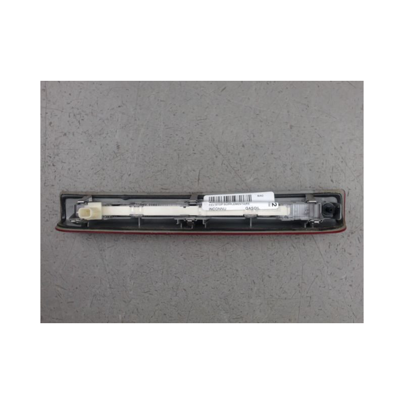 FEUX STOP SUPPLEMENTAIRE RENAULT MEGANE