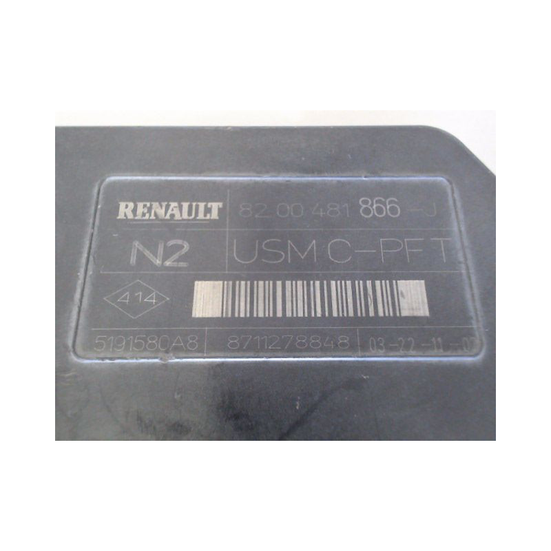 BOITE A FUSIBLES RENAULT MEGANE II PH 2 ESTATE 06-