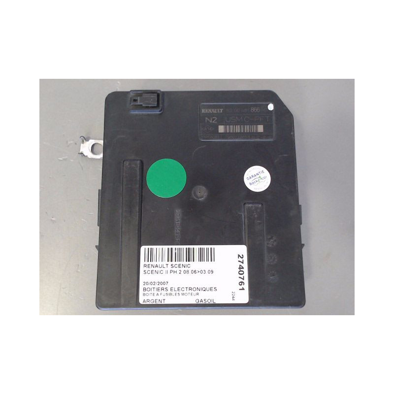 BOITE A FUSIBLES RENAULT SCENIC II PH.2 06-09