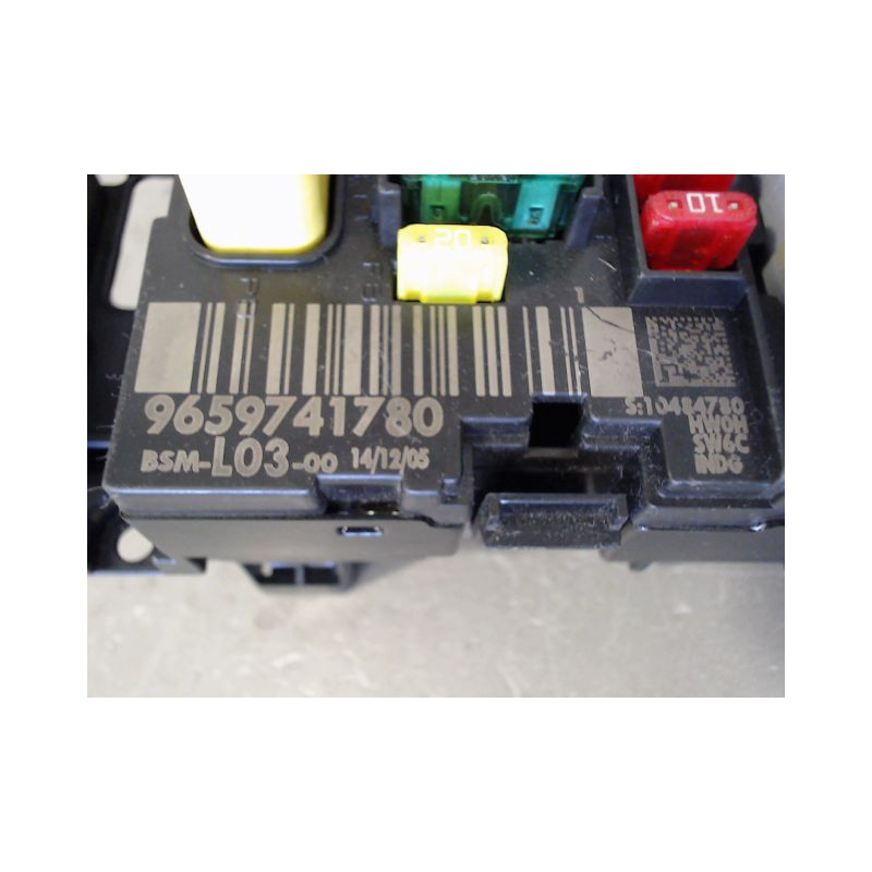 BOITE A FUSIBLES CITROEN C2 2003-