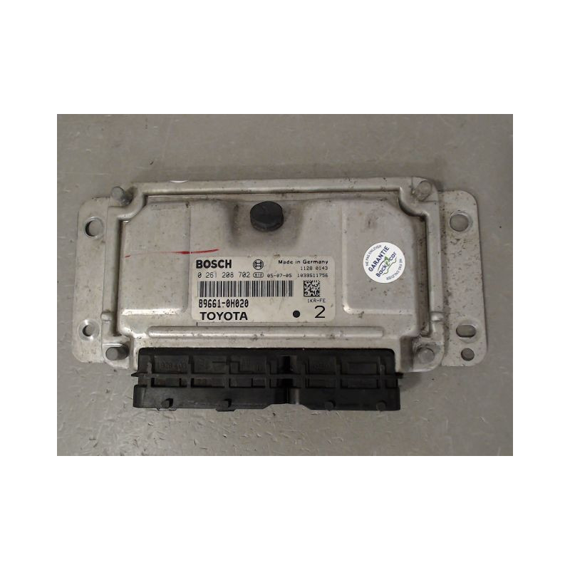 CALCULATEUR MOTEUR PEUGEOT 107