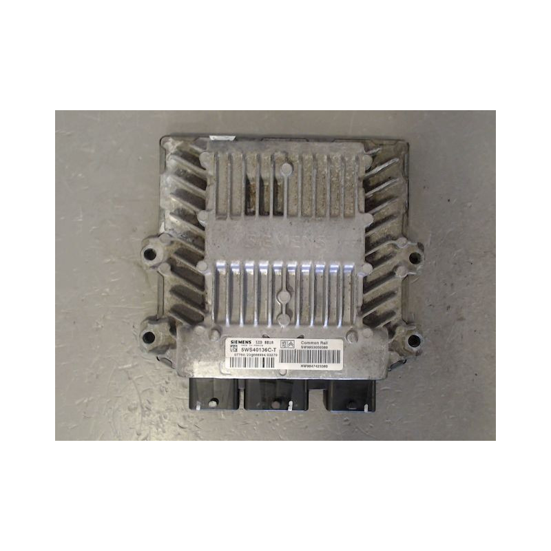 CALCULATEUR MOTEUR PEUGEOT PARTNER
